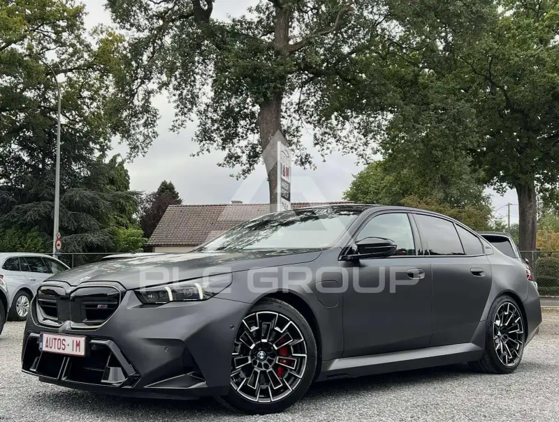 2025 BMW M5