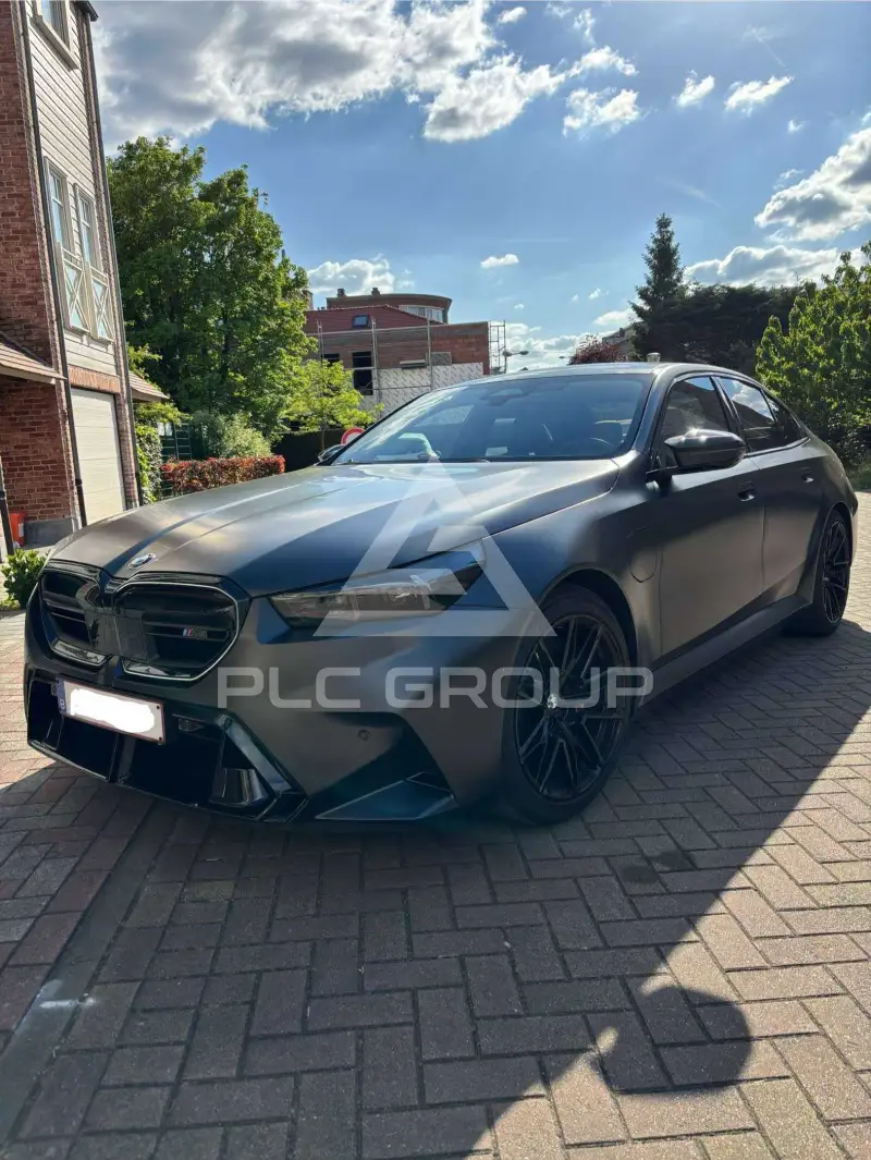 2025 BMW M5