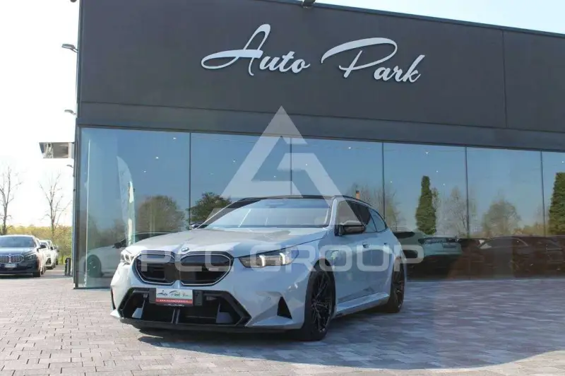 2025 BMW M5