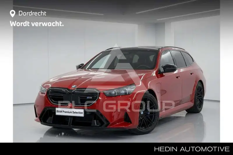 2025 BMW M5