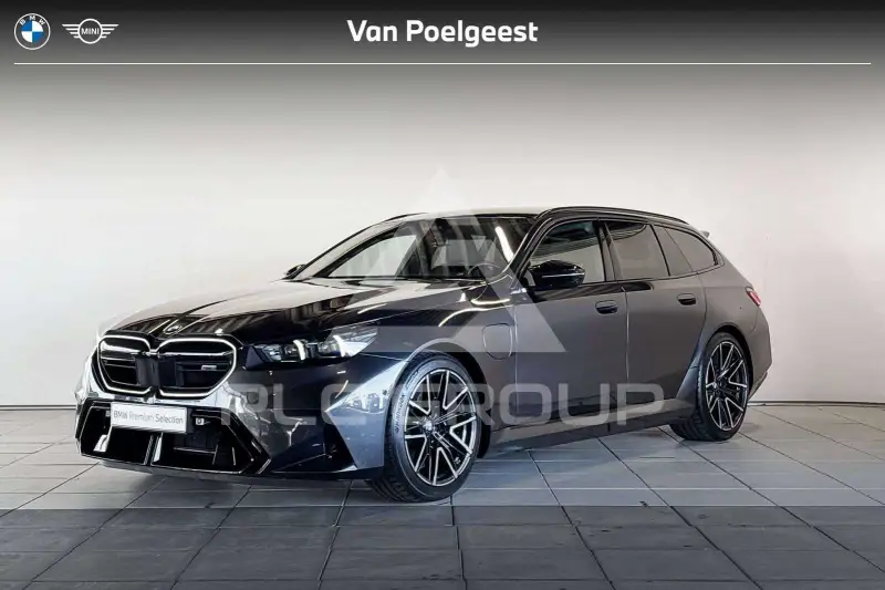 2025 BMW M5