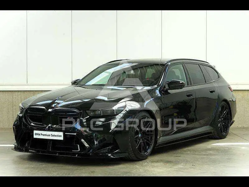 2025 BMW M5