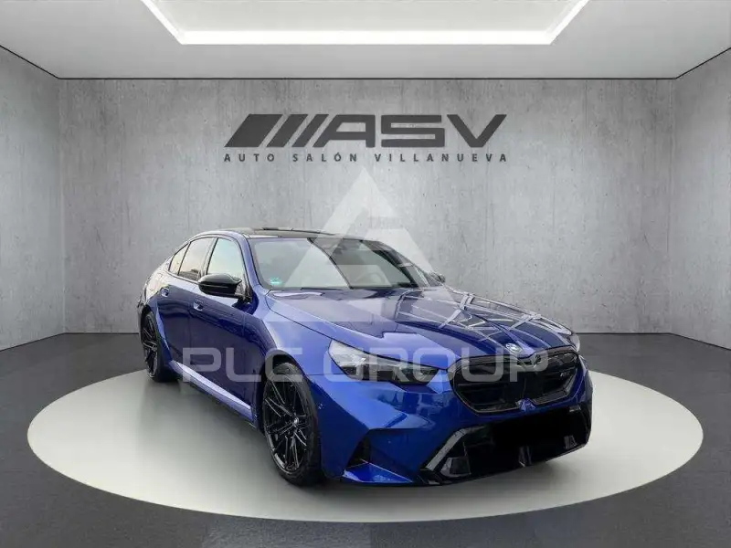 2025 BMW M5