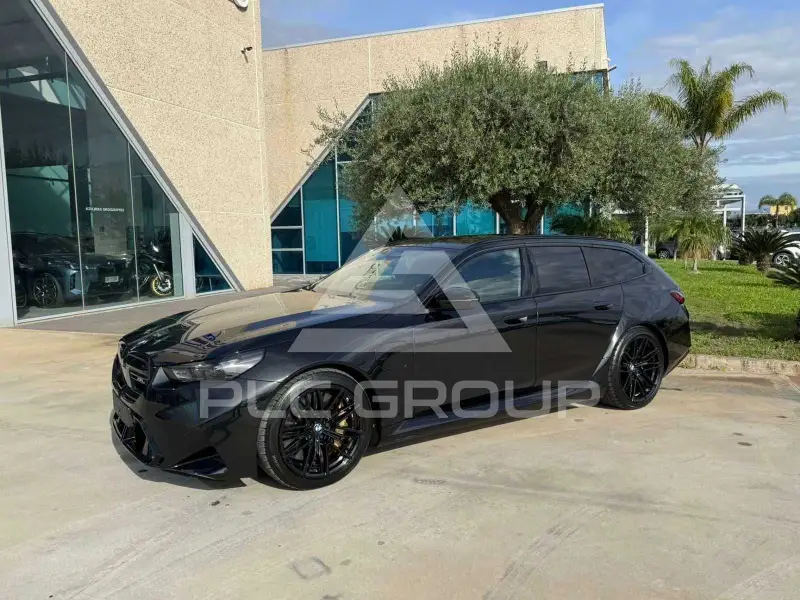 2025 BMW M5