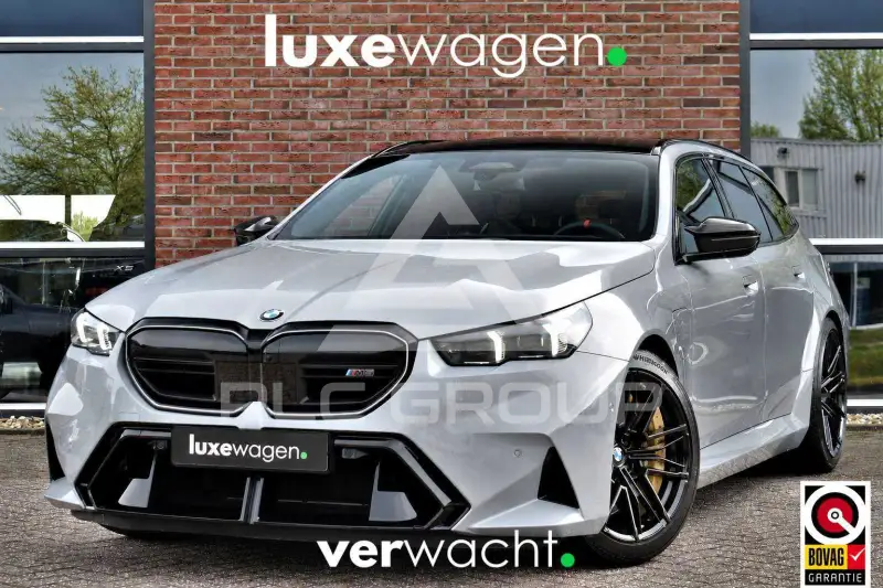 2025 BMW M5