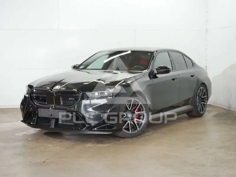 2025 BMW M5