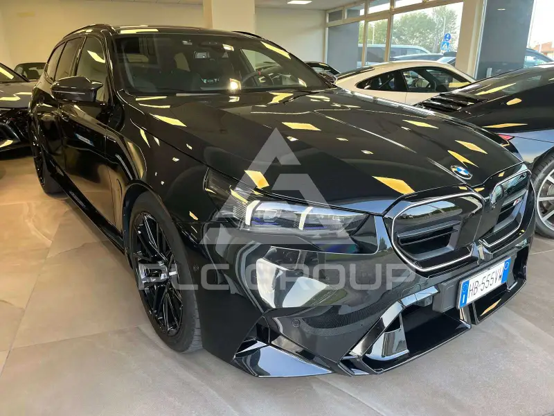 2025 BMW M5