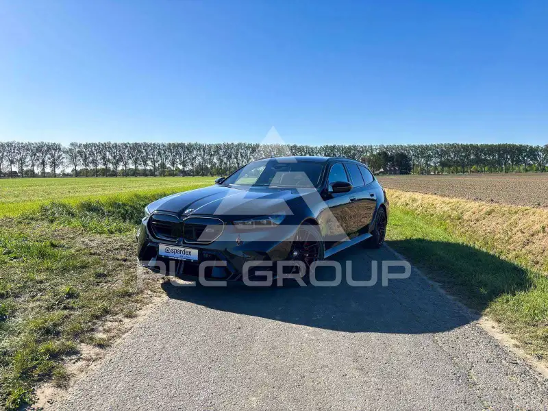 2025 BMW M5