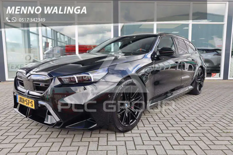 2025 BMW M5