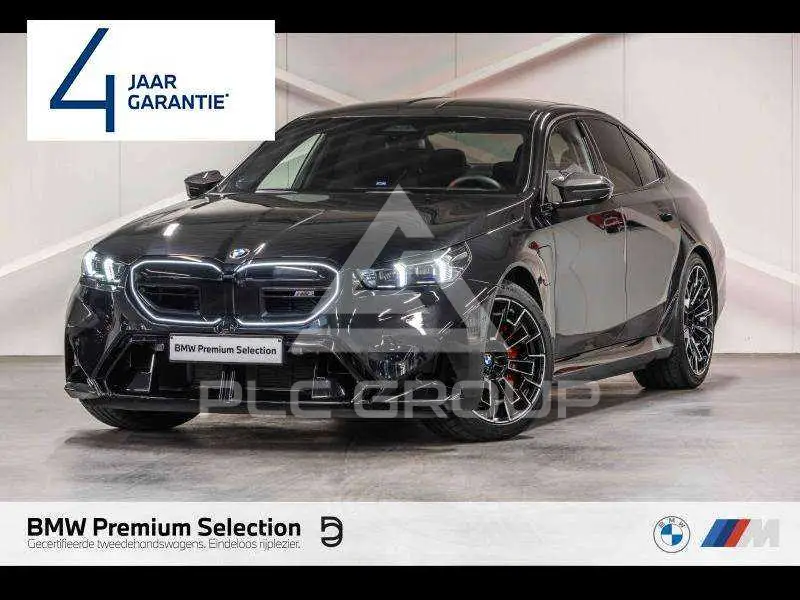 2025 BMW M5