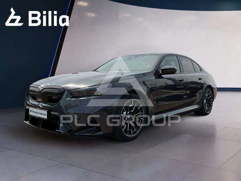 2025 BMW M5