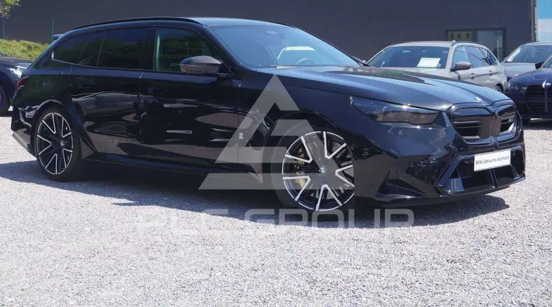 2025 BMW M5