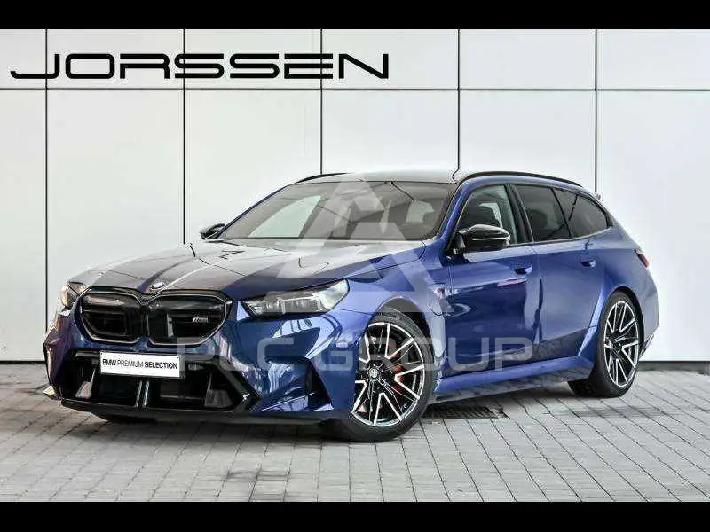 2025 BMW M5