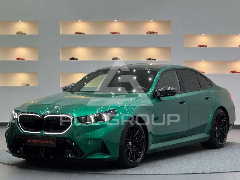 2025 BMW M5