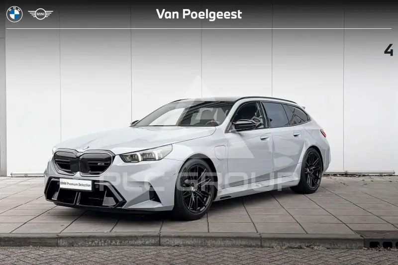 2025 BMW M5