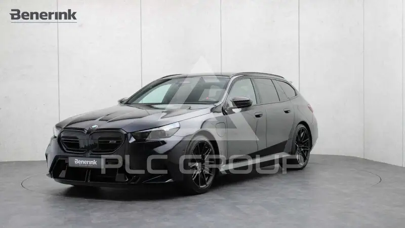 2025 BMW M5