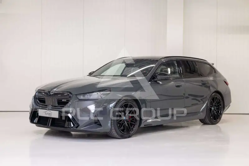 2025 BMW M5