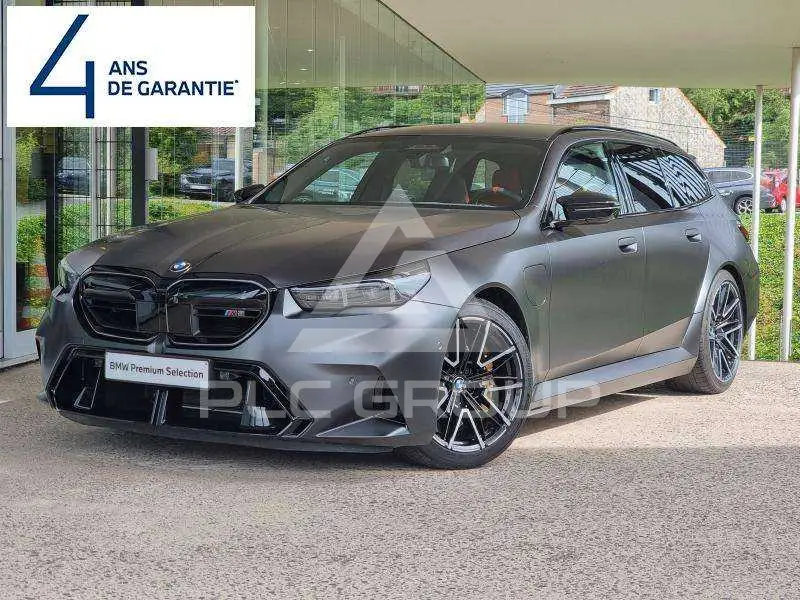2025 BMW M5