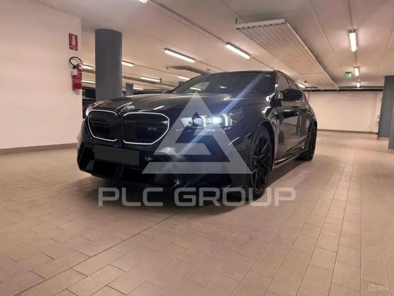 2025 BMW M5