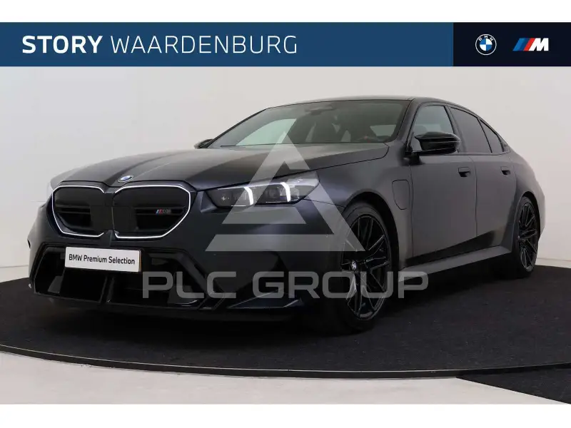 2025 BMW M5
