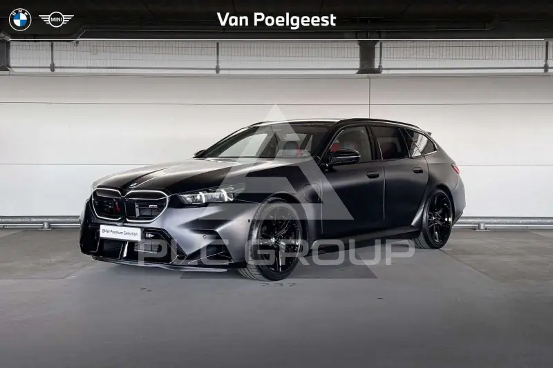 2025 BMW M5