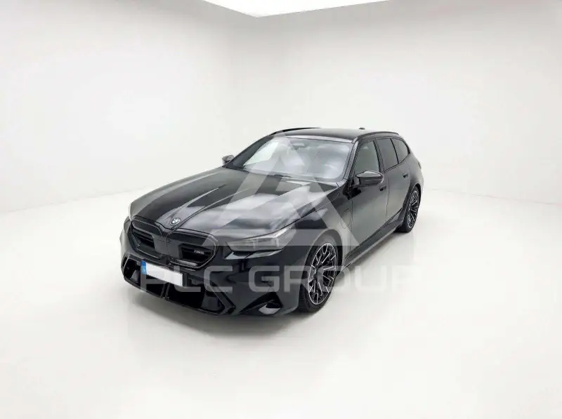 2025 BMW M5