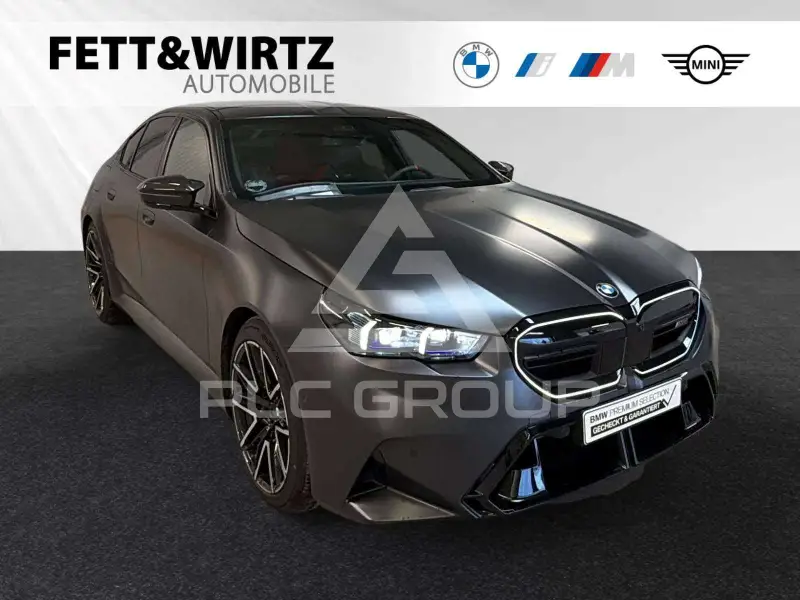 2025 BMW M5