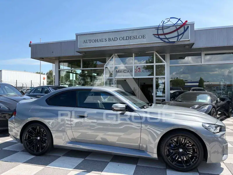 2025 BMW M2