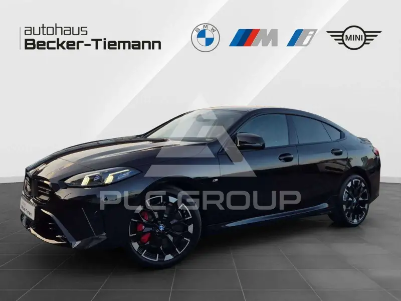 2025 BMW 235