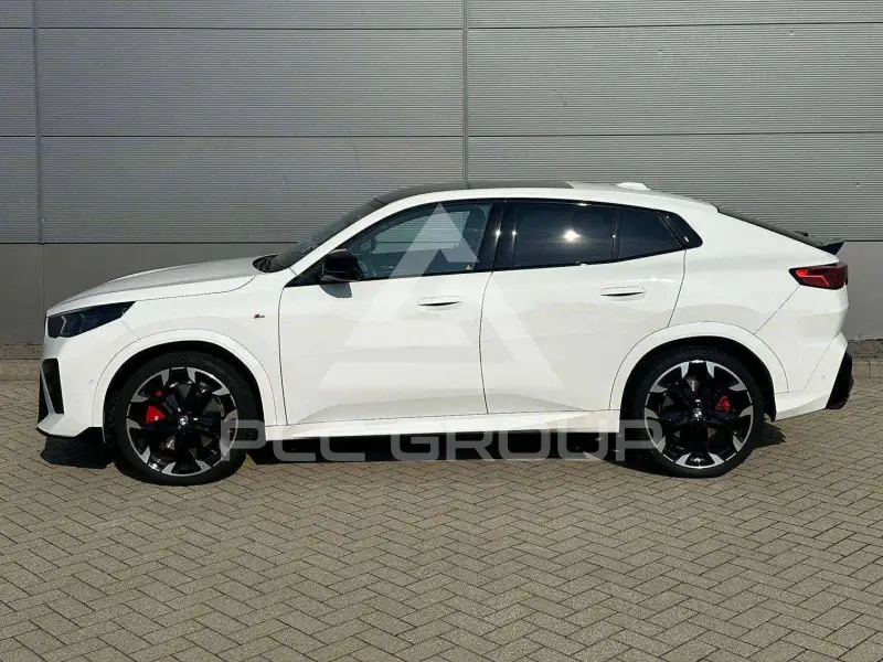 2025 BMW X2