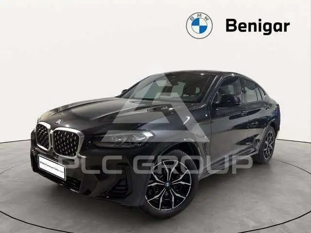 2025 BMW X4