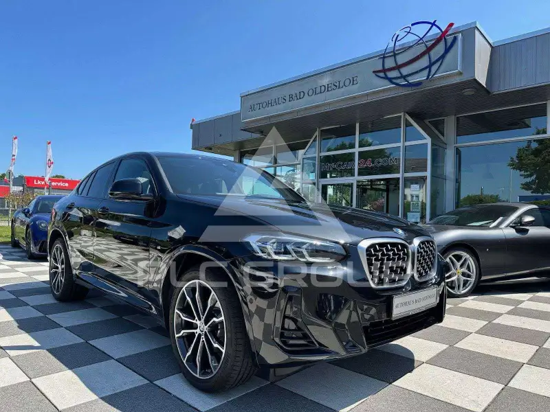 2025 BMW X4