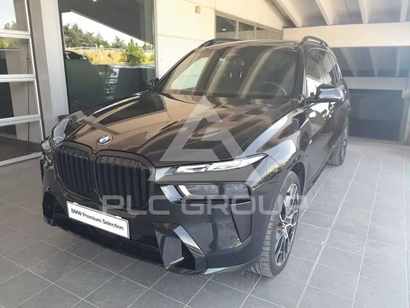2025 BMW X7