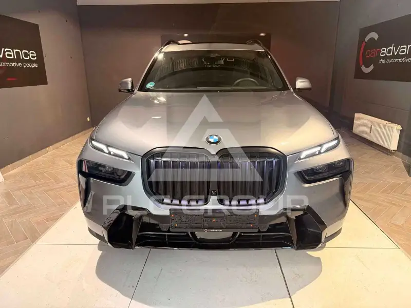 2025 BMW X7