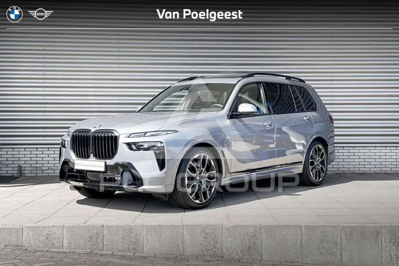 2025 BMW X7