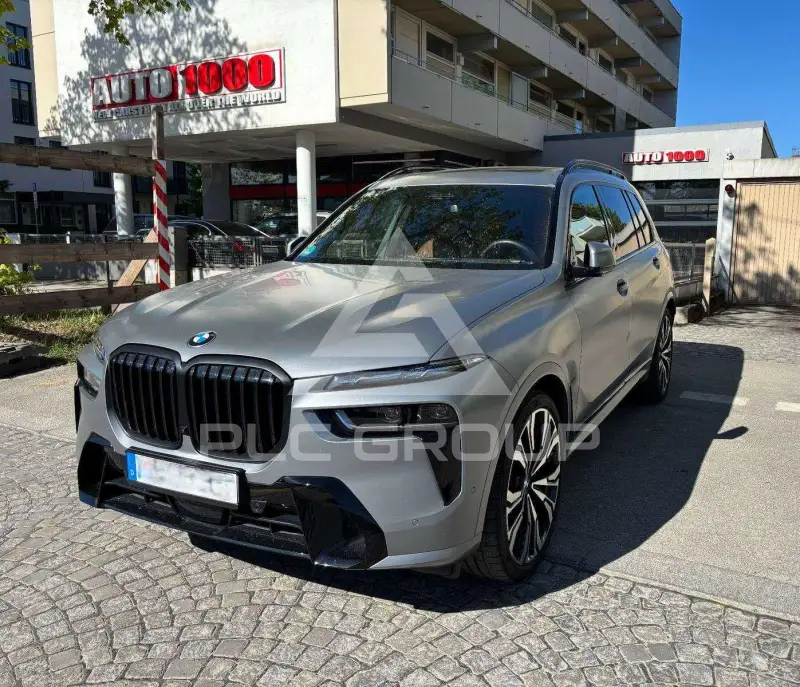 2025 BMW X7