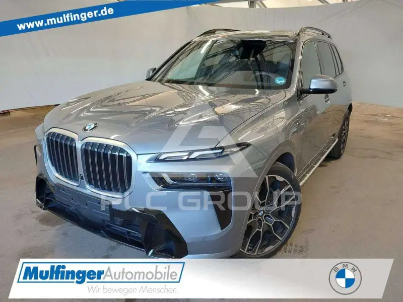 2025 BMW X7