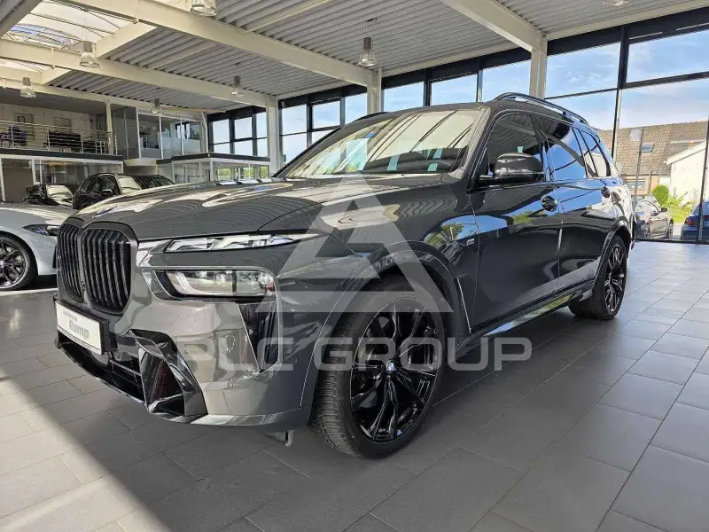 2025 BMW X7