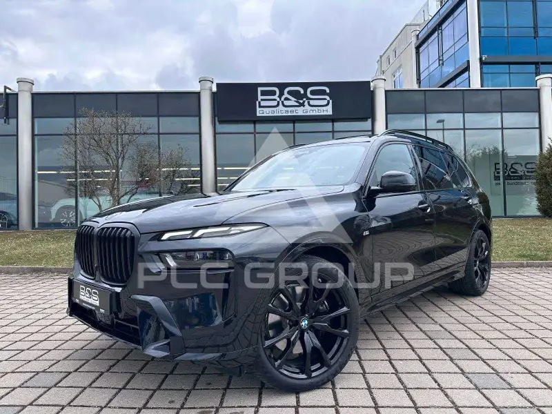 2025 BMW X7