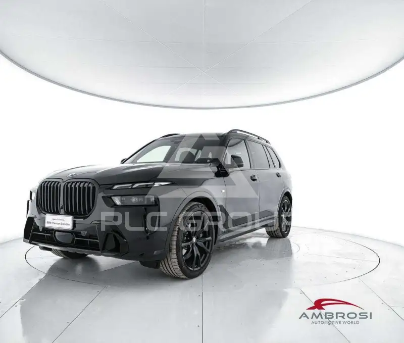 2025 BMW X7