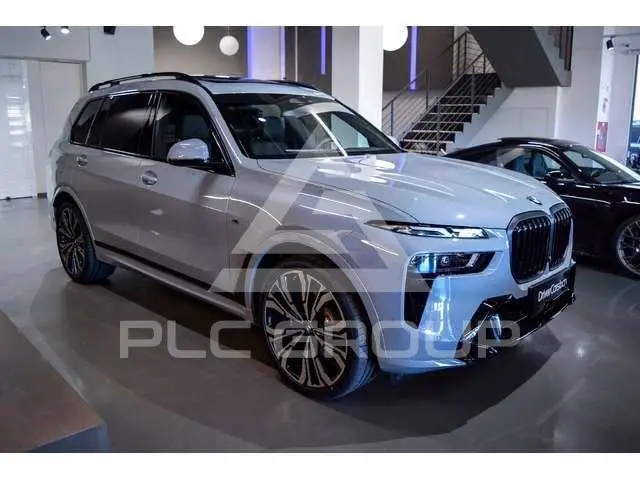 2025 BMW X7