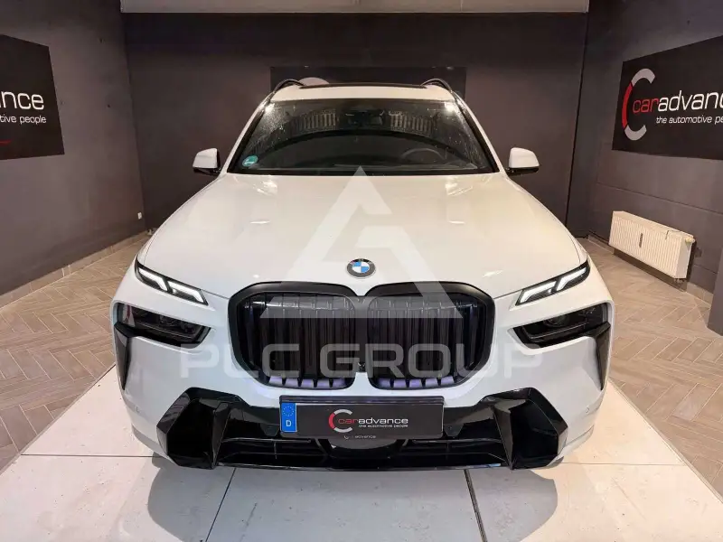 2025 BMW X7