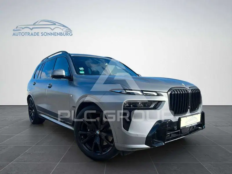 2025 BMW X7
