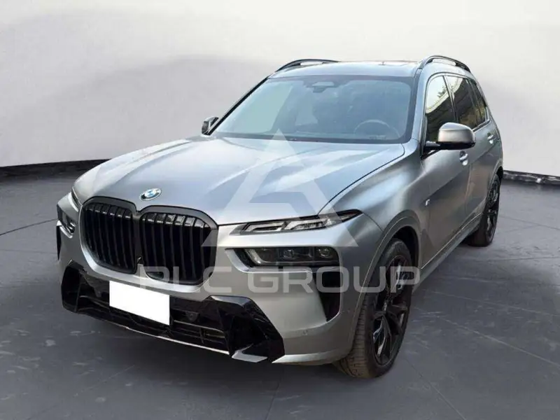 2025 BMW X7