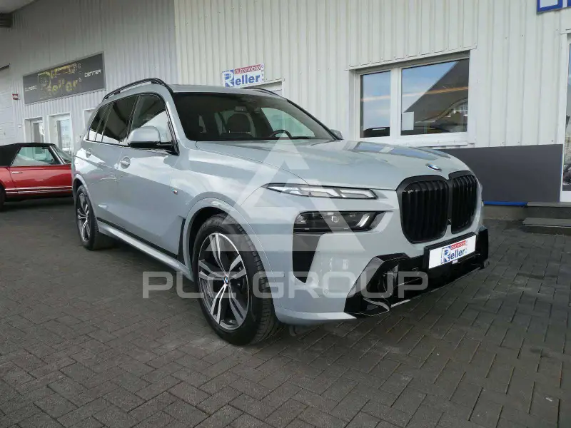 2025 BMW X7