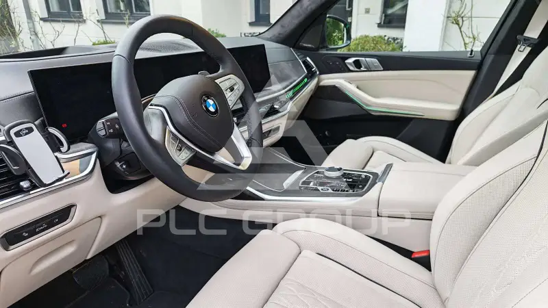 2025 BMW X7