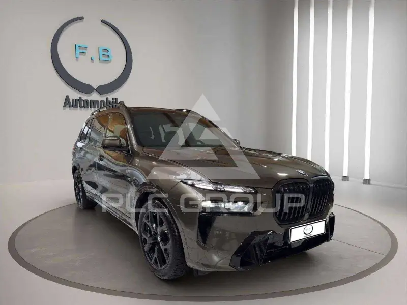 2025 BMW X7