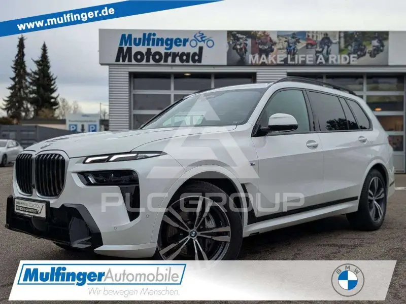 2025 BMW X7