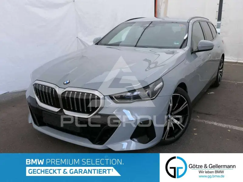 2025 BMW 520