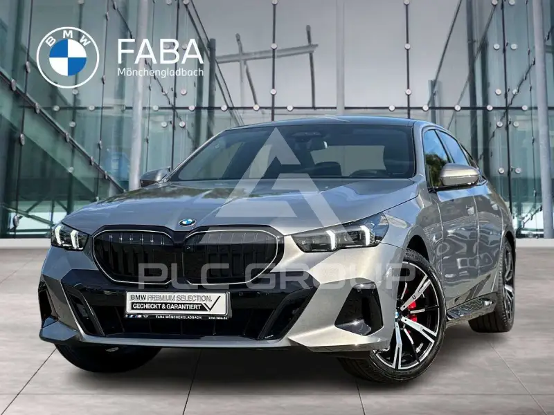 2025 BMW 520